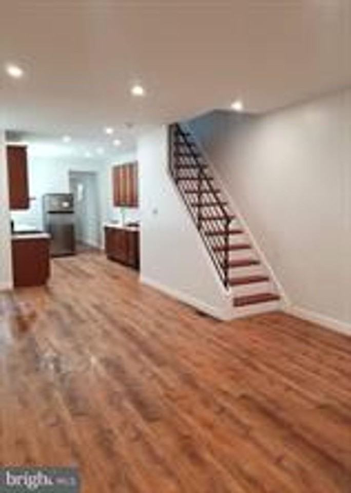 3739 Midvale Ave - Photo 2 of 27