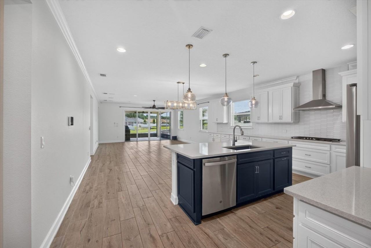 855 Flach Dr - Photo 6 of 36