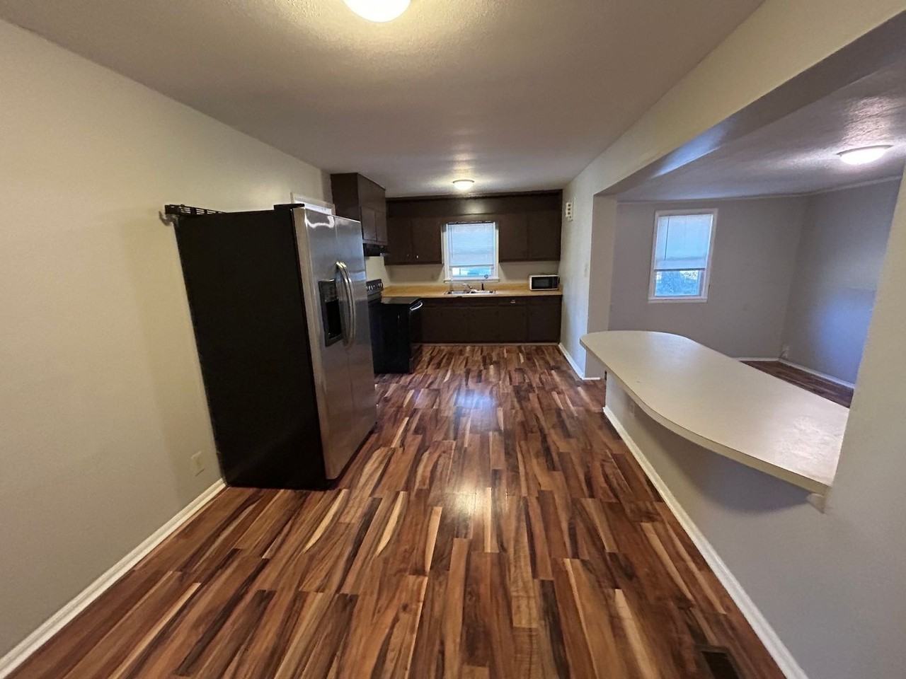 3901 Ellen Dr Nw - Photo 4 of 16
