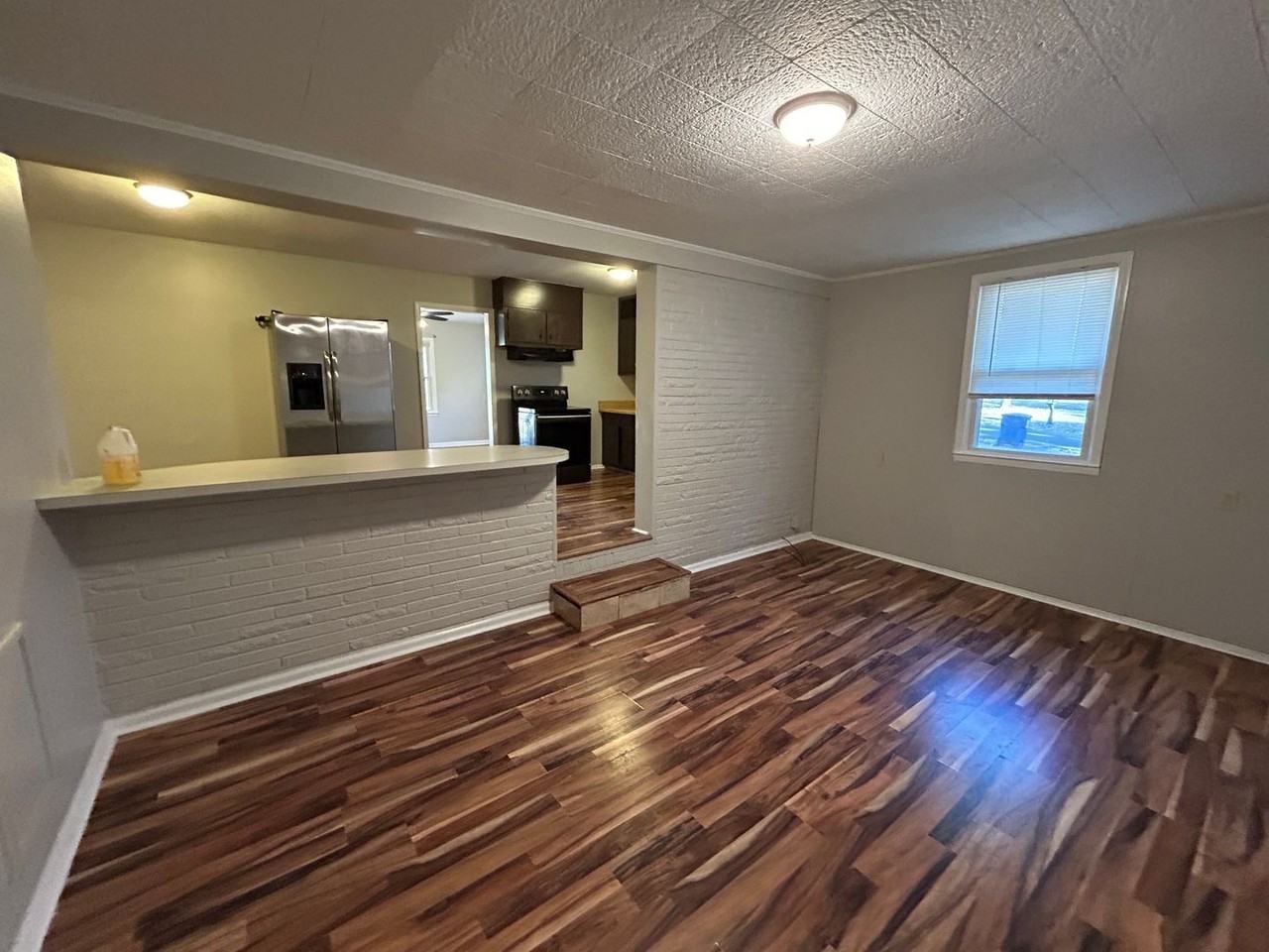 3901 Ellen Dr Nw - Photo 5 of 16