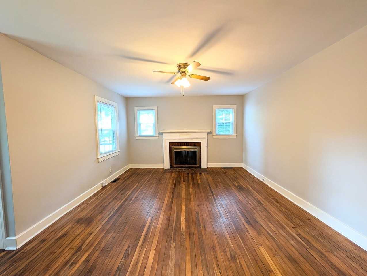 401 Furches St - Photo 5 of 22