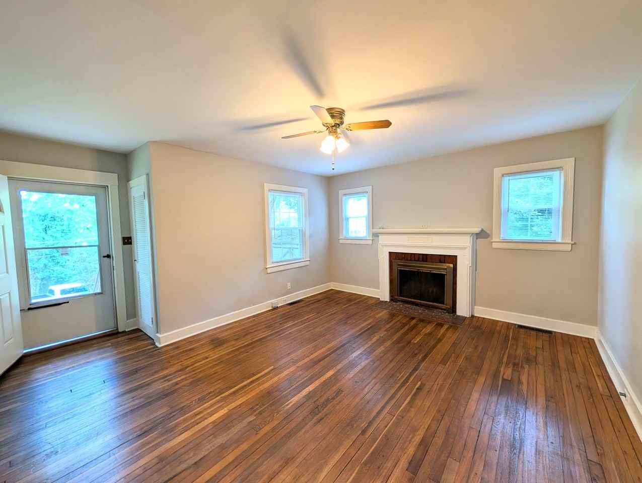 401 Furches St - Photo 6 of 22