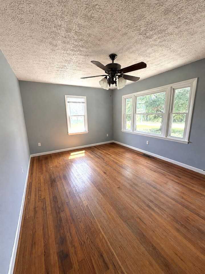 372 Lafferty Rd - Photo 2 of 9