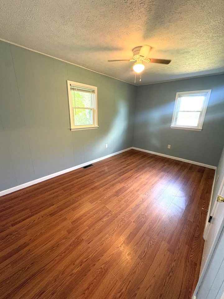 372 Lafferty Rd - Photo 7 of 9