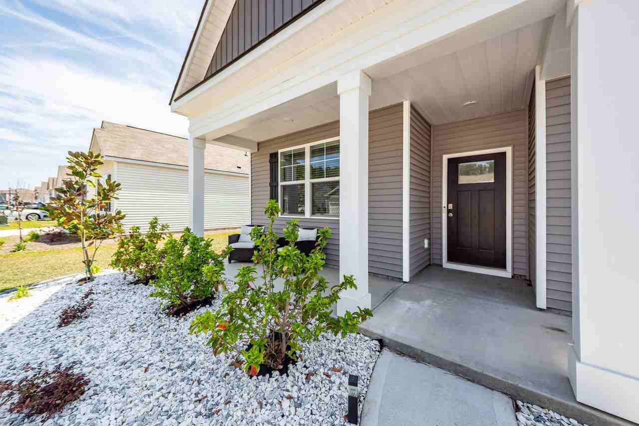 323 Willow Run Dr - Photo 2 of 37