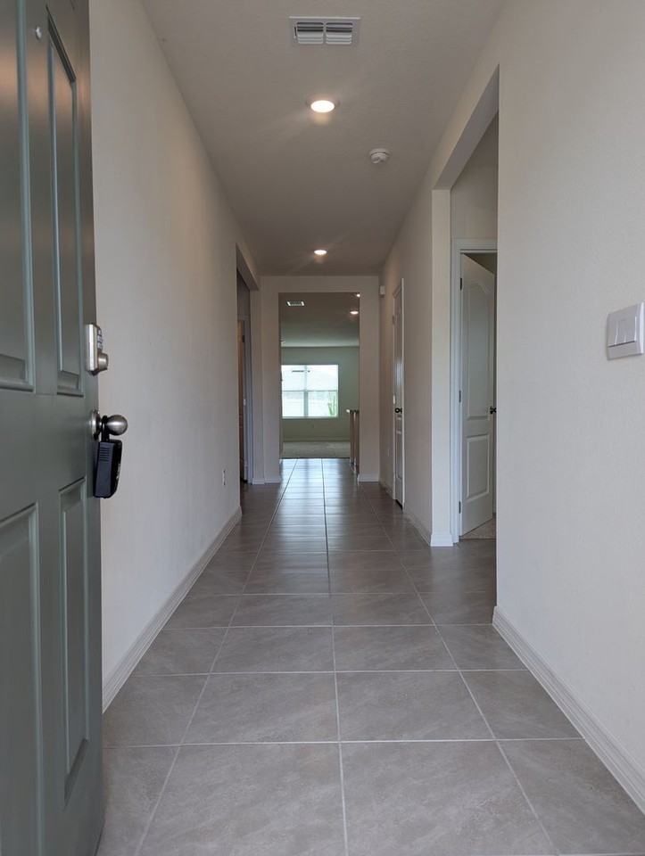 1903 Henin Cir - Photo 2 of 29
