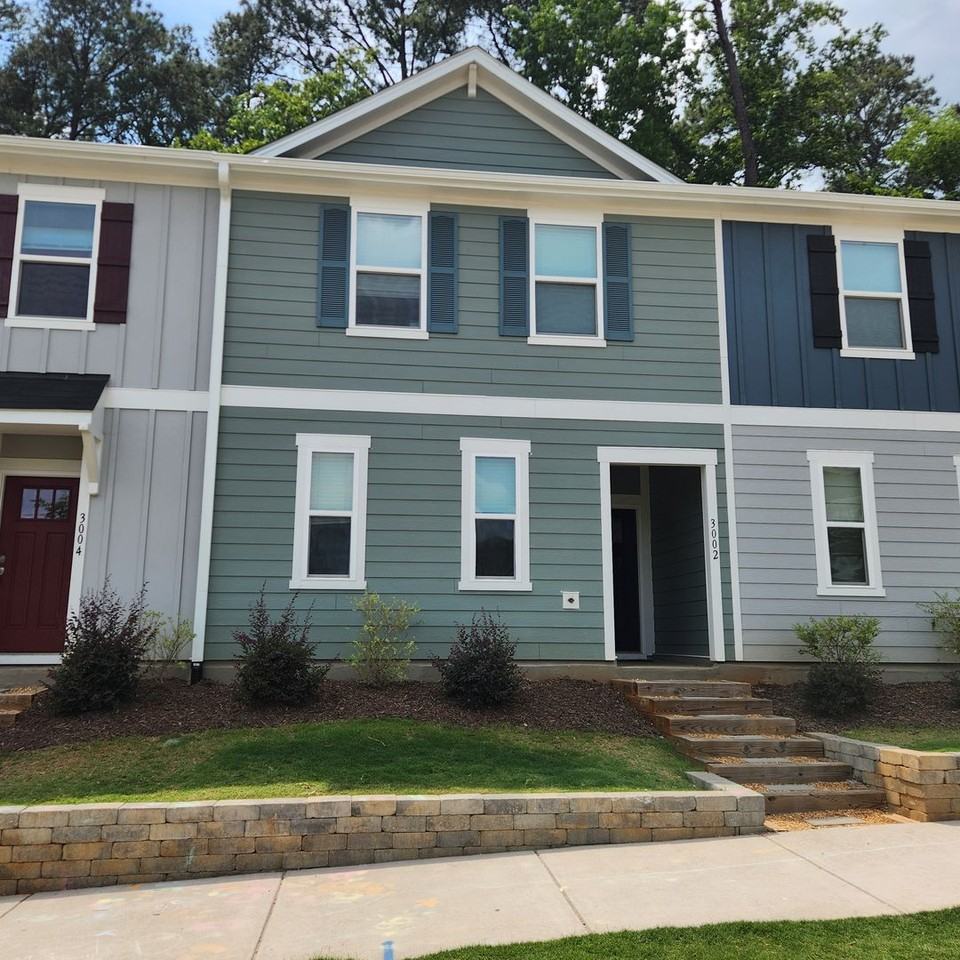 3002 Spline Cir - Photo 2 of 21