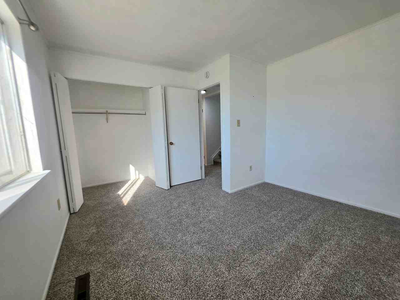 3279 Lunar Dr - Photo 5 of 19