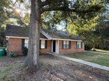 177A Pelham Dr - Photo 1 of 1