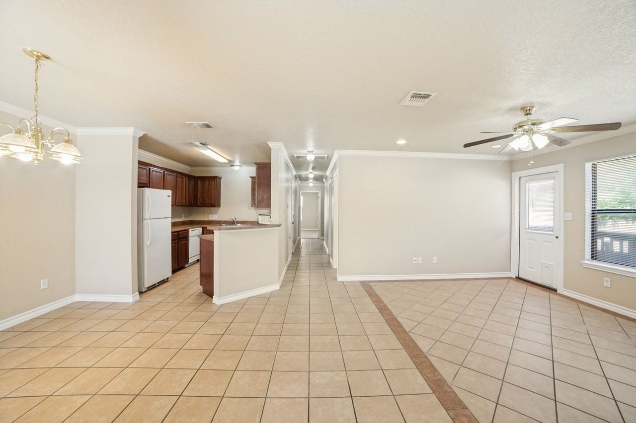 11443 Creek Eagle - Photo 6 of 25