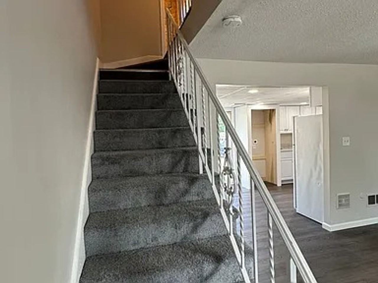 238 Mount Vernon St #238 - Photo 5 of 16