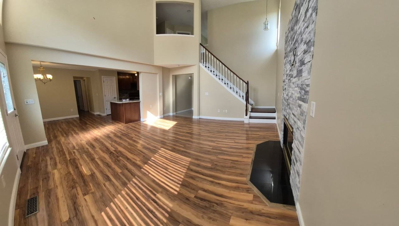 2999 Iowa Ct - Photo 7 of 40