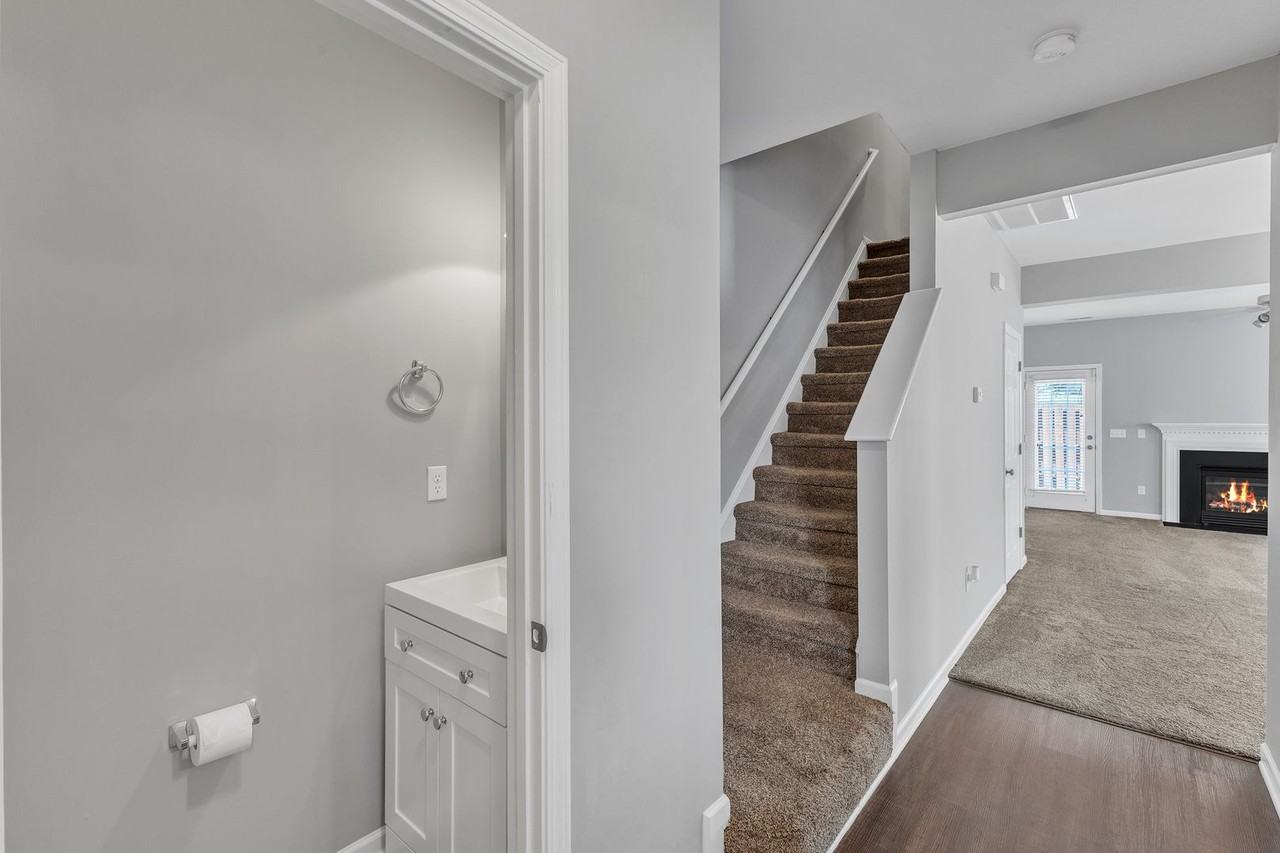 3359 Bridgeville Rd - Photo 6 of 40