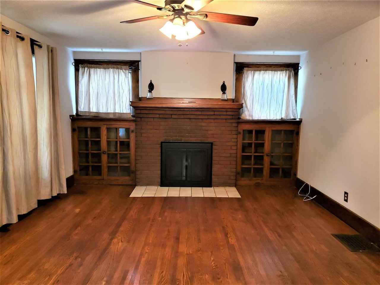 1011 S Armstrong St - Photo 2 of 17