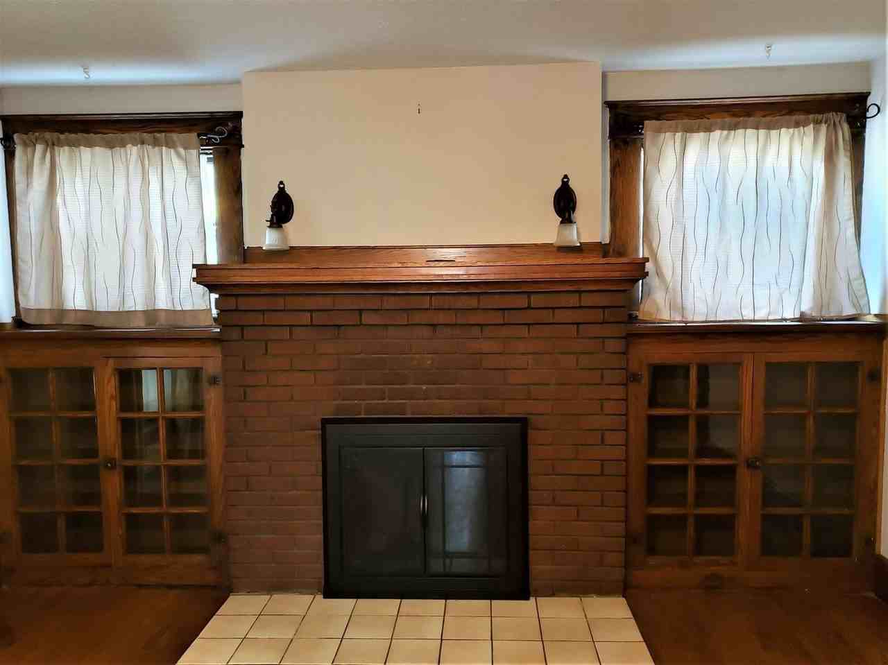 1011 S Armstrong St - Photo 3 of 17