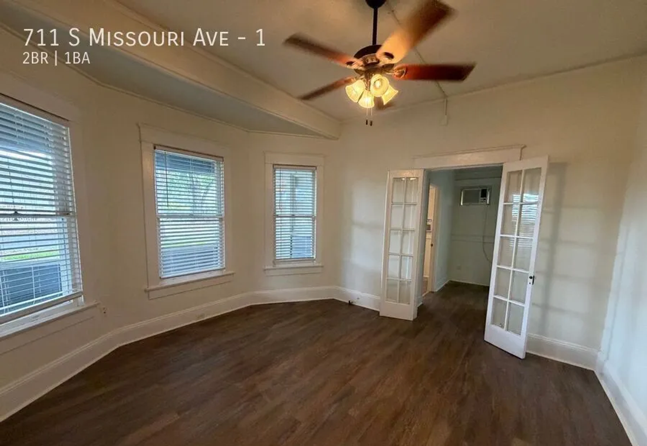 711 S Missouri Ave #1 - Photo 2 of 7