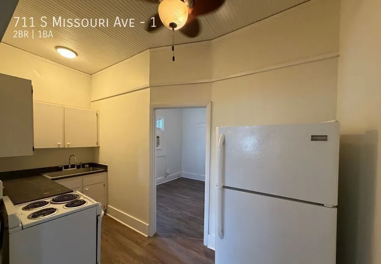 711 S Missouri Ave #1 - Photo 4 of 7
