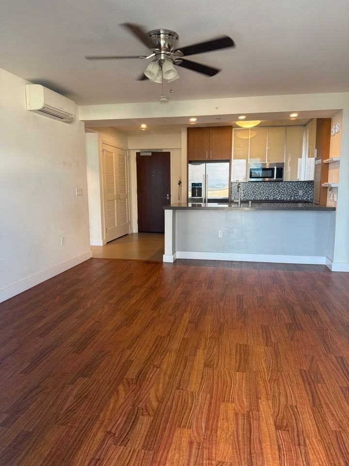 600 Ala Moana Blvd #905 - Photo 3 of 15