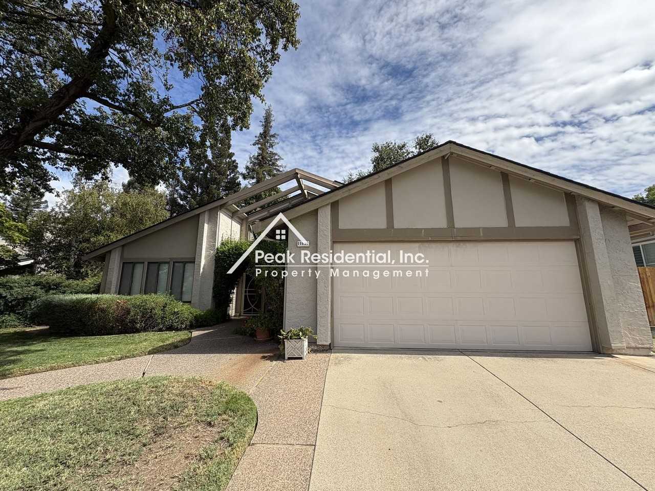 11037 Mammoth River Ct - Photo 3 of 29
