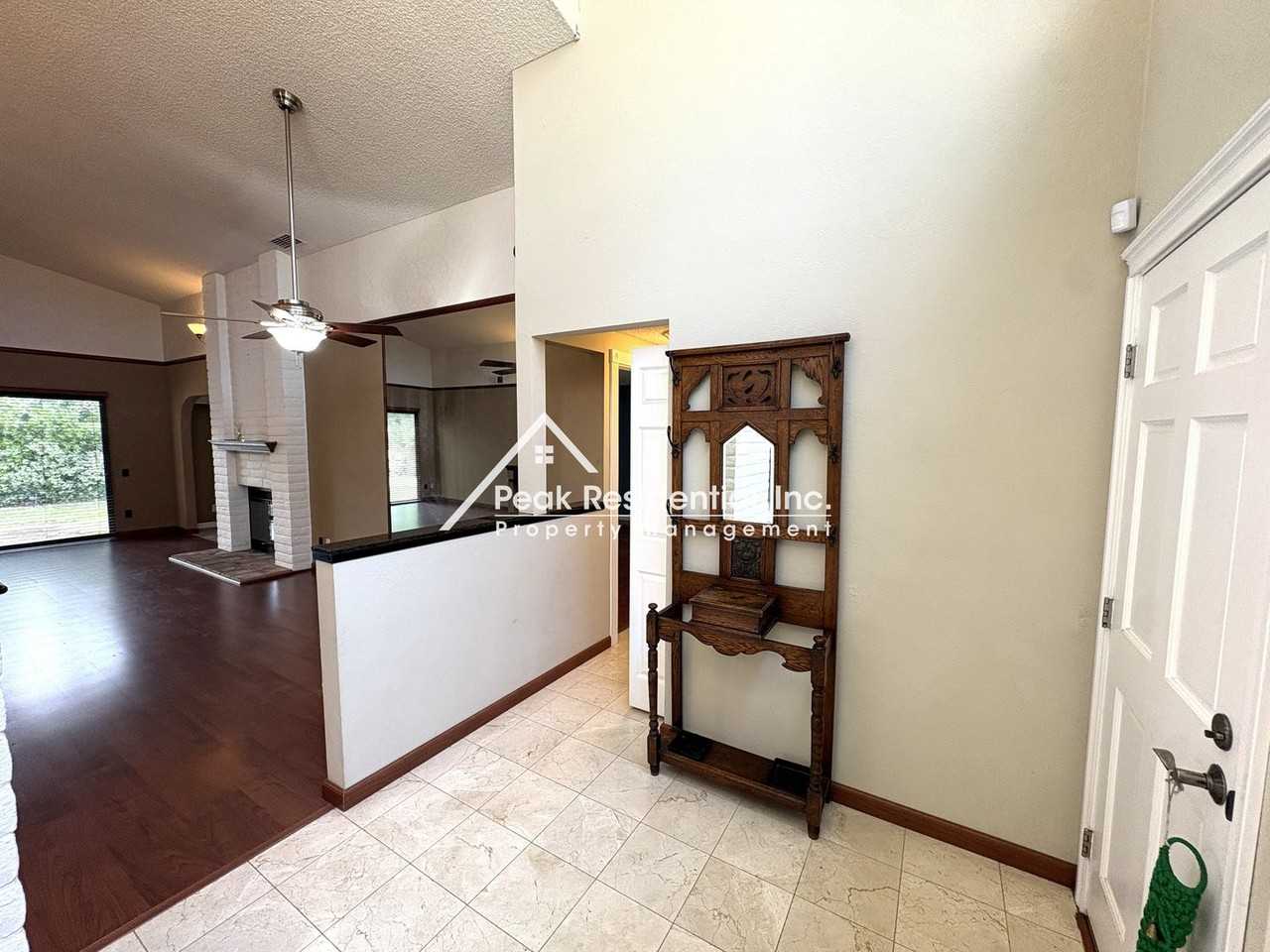 11037 Mammoth River Ct - Photo 6 of 29