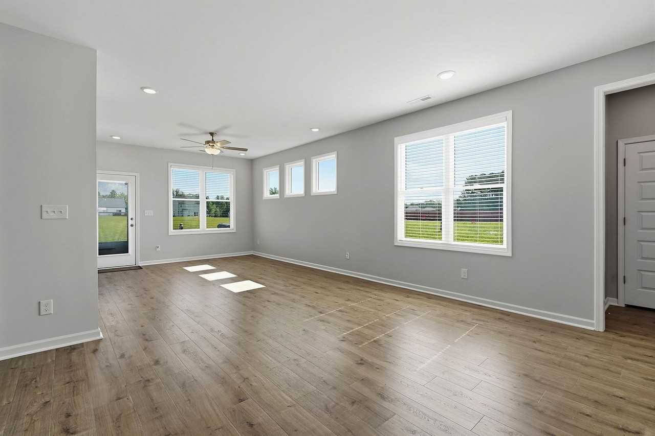 295 Springtooth Dr - Photo 4 of 15