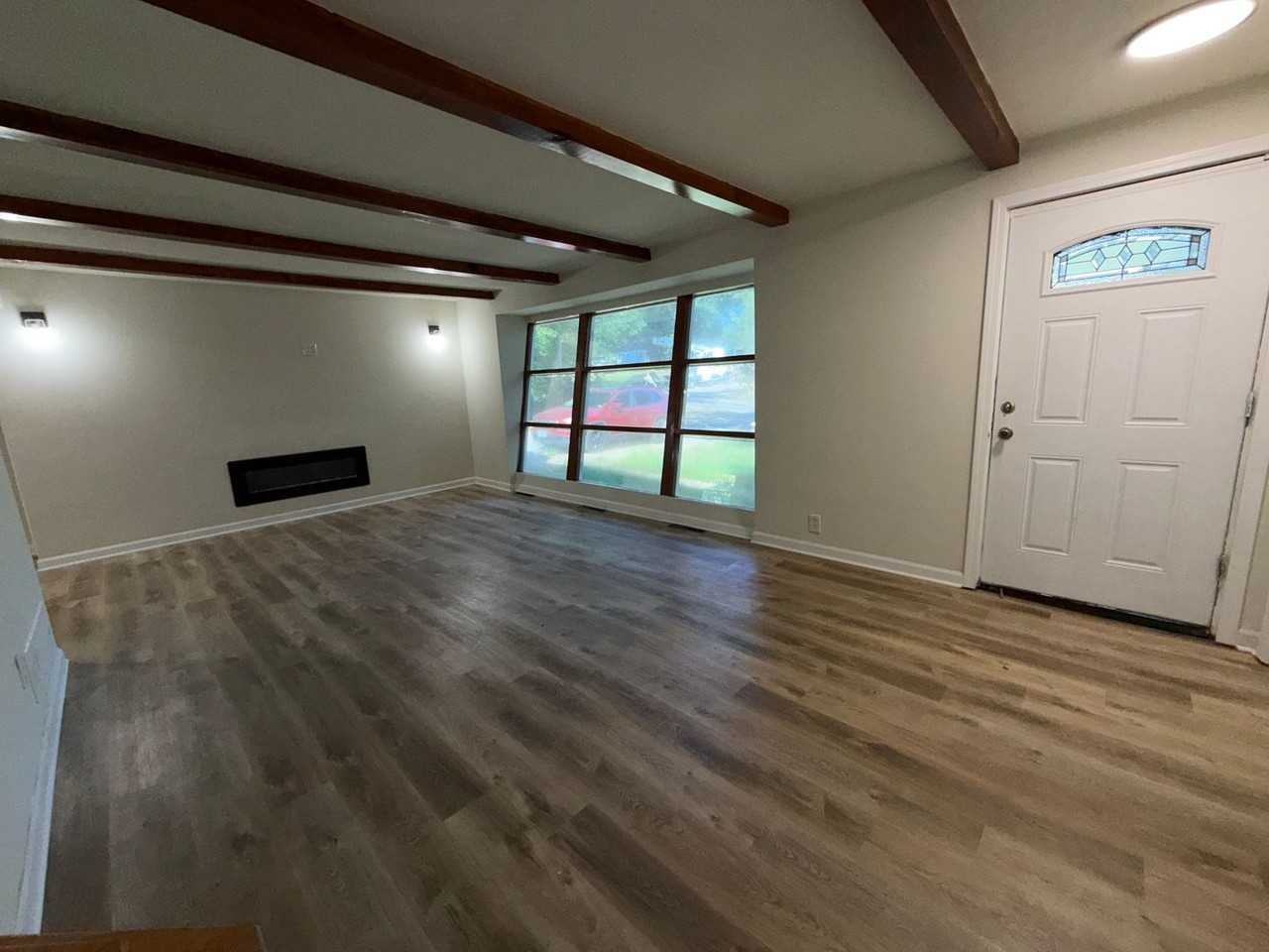 13091 E Lakeridge Dr - Photo 2 of 22