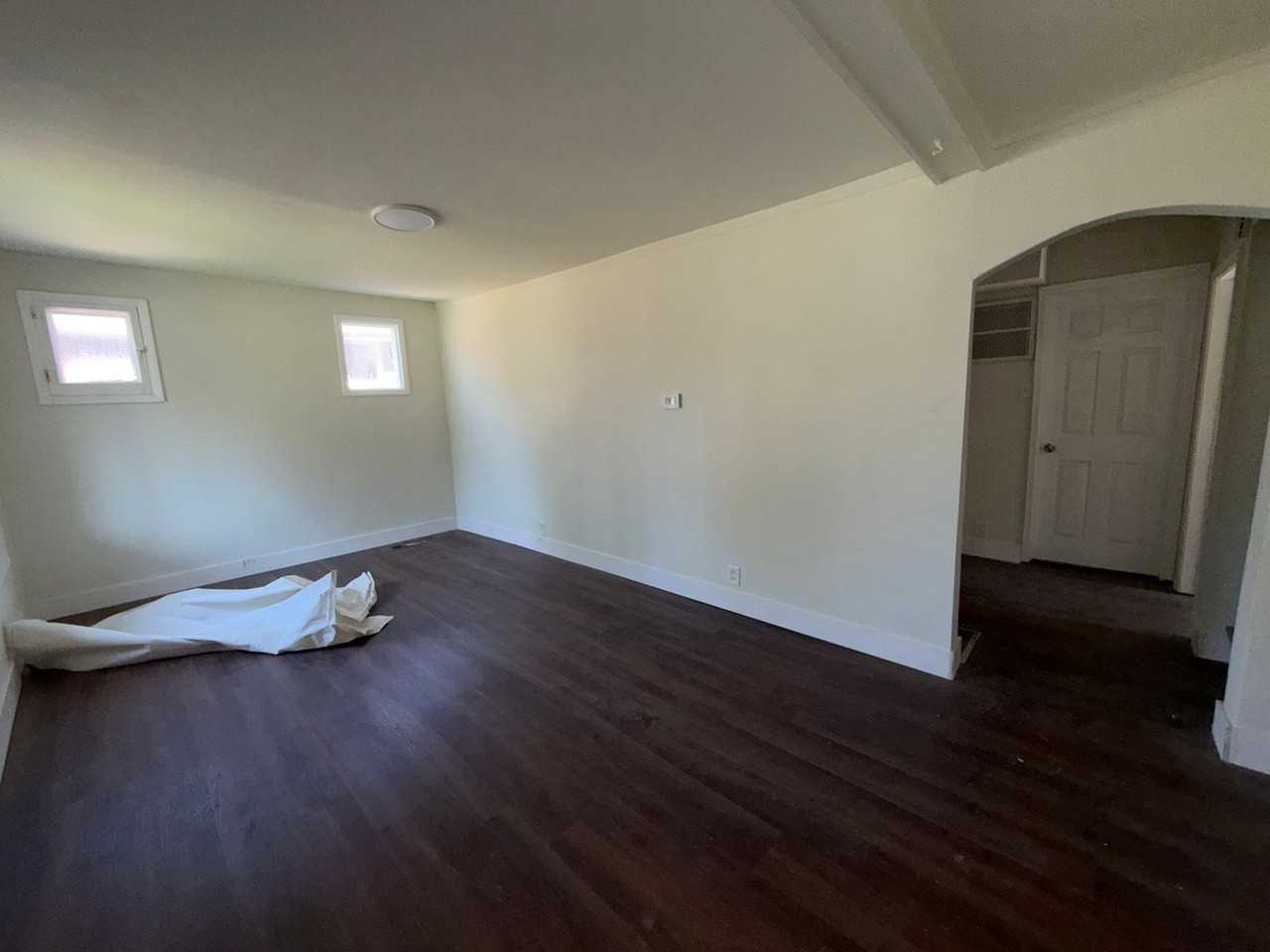8213 John Pl - Photo 3 of 16