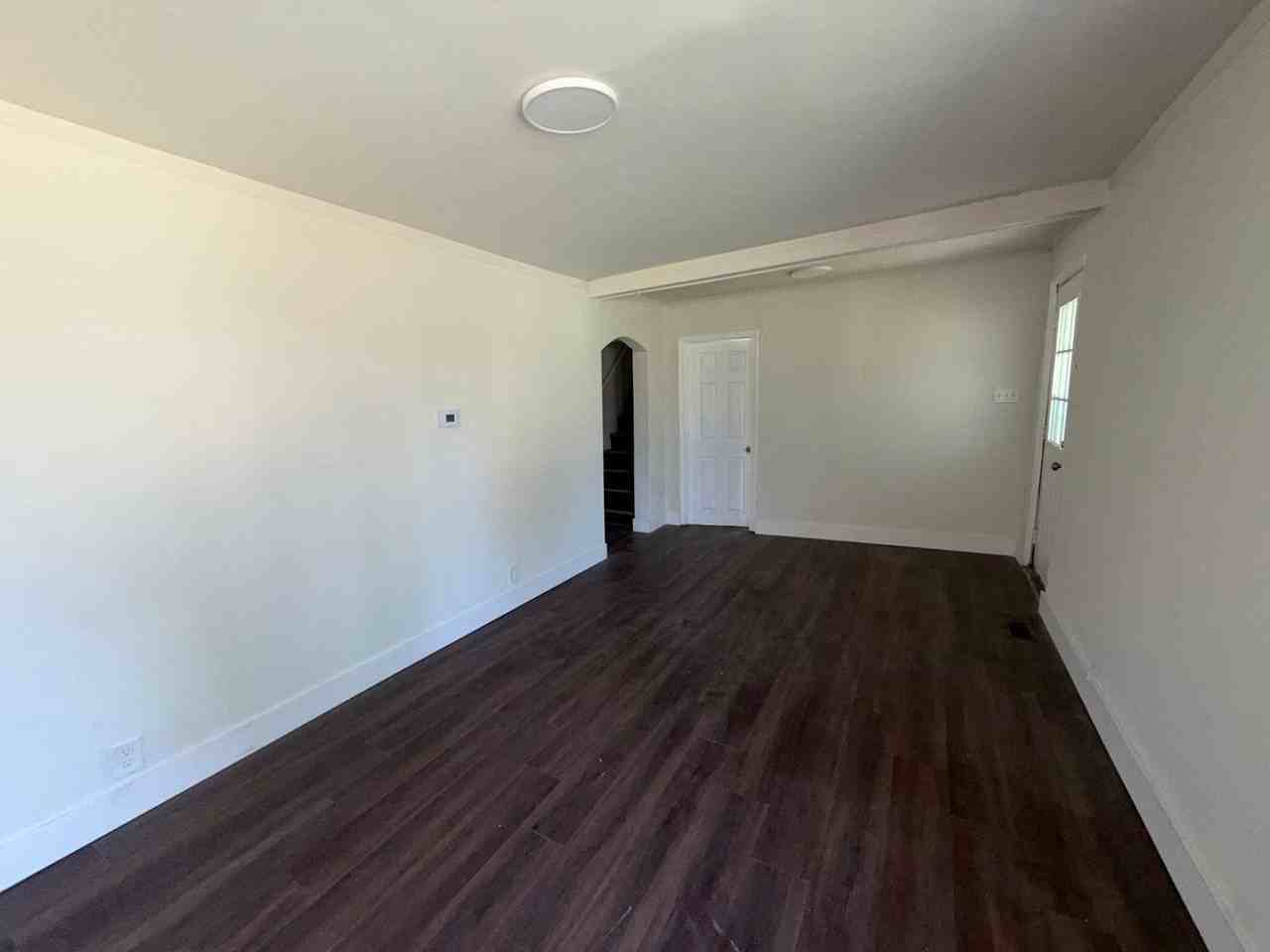 8213 John Pl - Photo 4 of 16