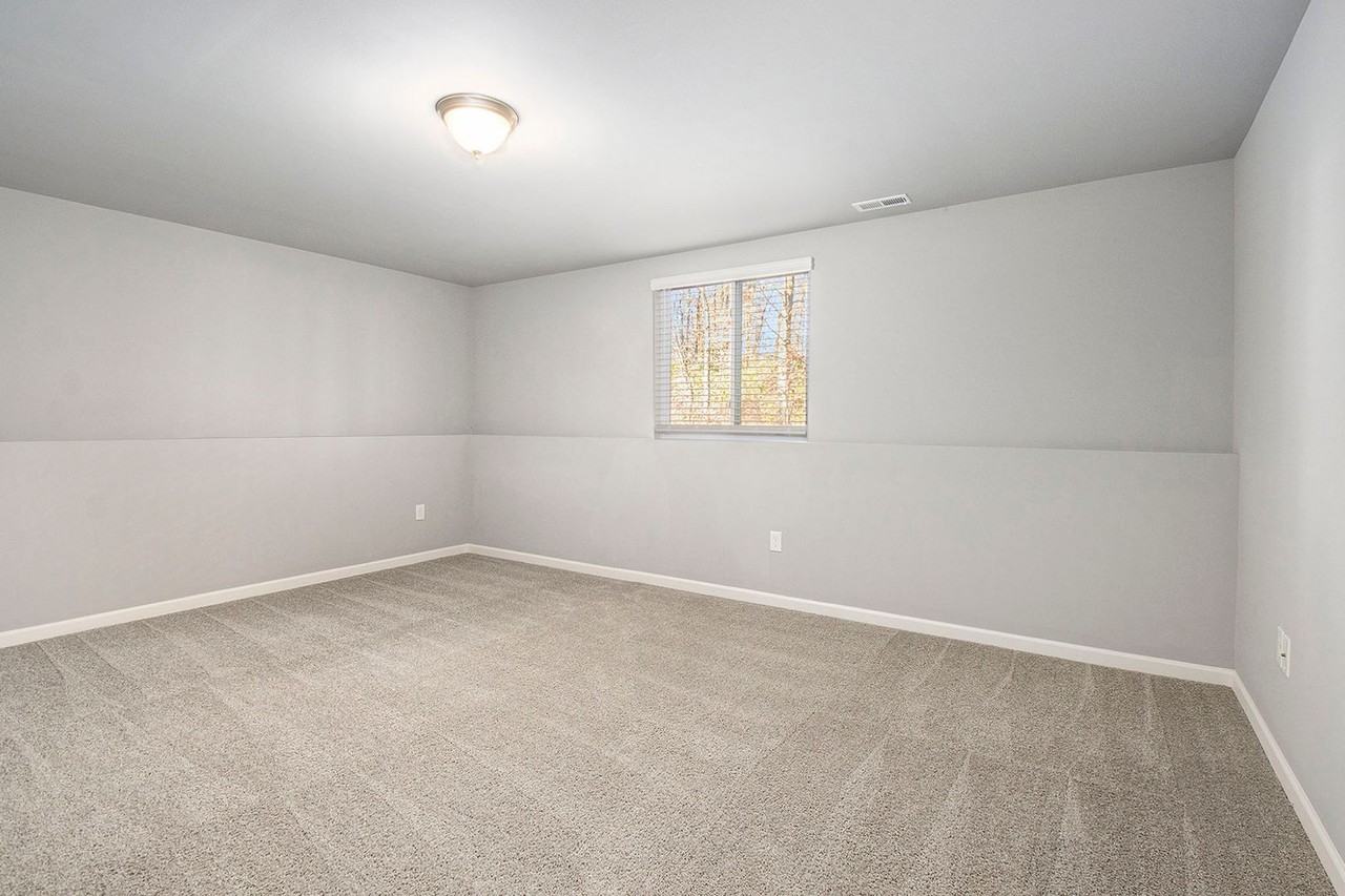 5447 E Karen Ct - Photo 7 of 26
