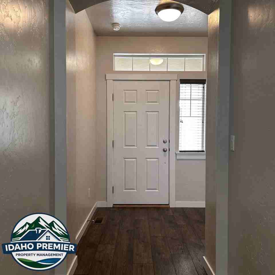 1875 W Deserthawk Dr #A - Photo 3 of 24