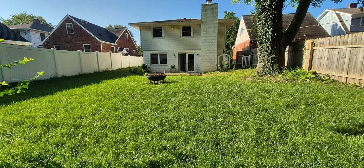 319 Orchard Dr - Photo 2 of 27