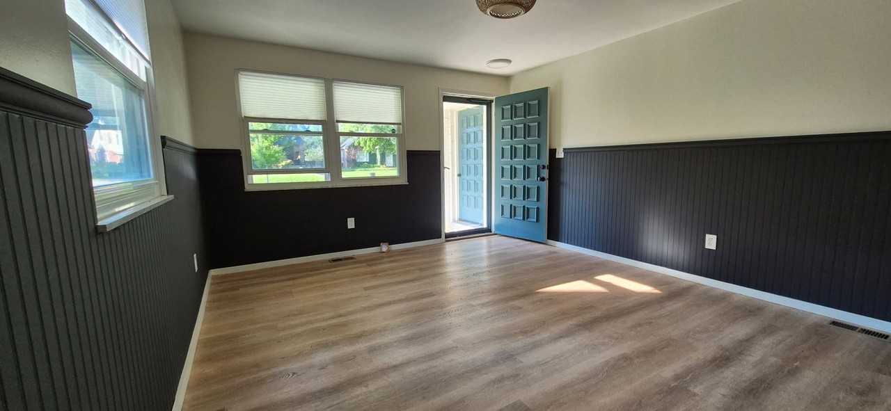 319 Orchard Dr - Photo 4 of 27