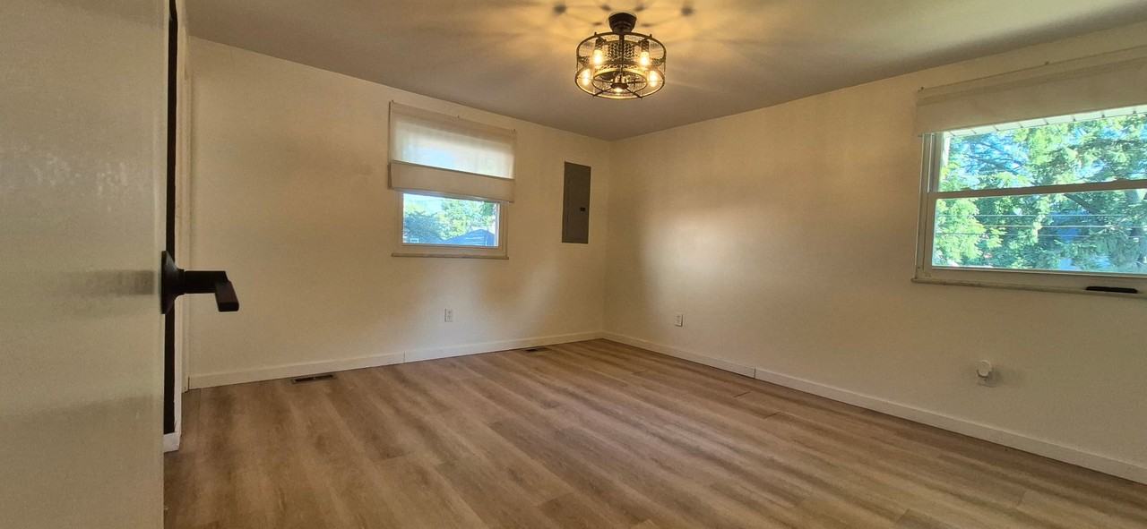 319 Orchard Dr - Photo 6 of 27
