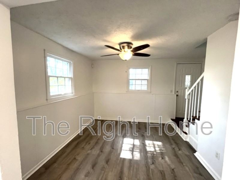 6749 N 34th St - Photo 5 of 15