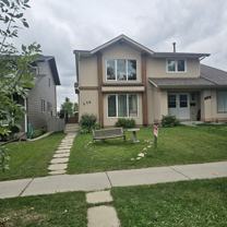 570 Strathcona Dr Sw - Photo 1 of 1