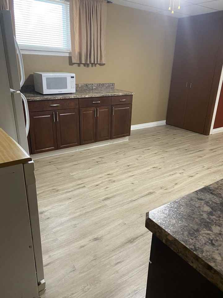 10723 64 Ave Nw - Photo 6 of 14