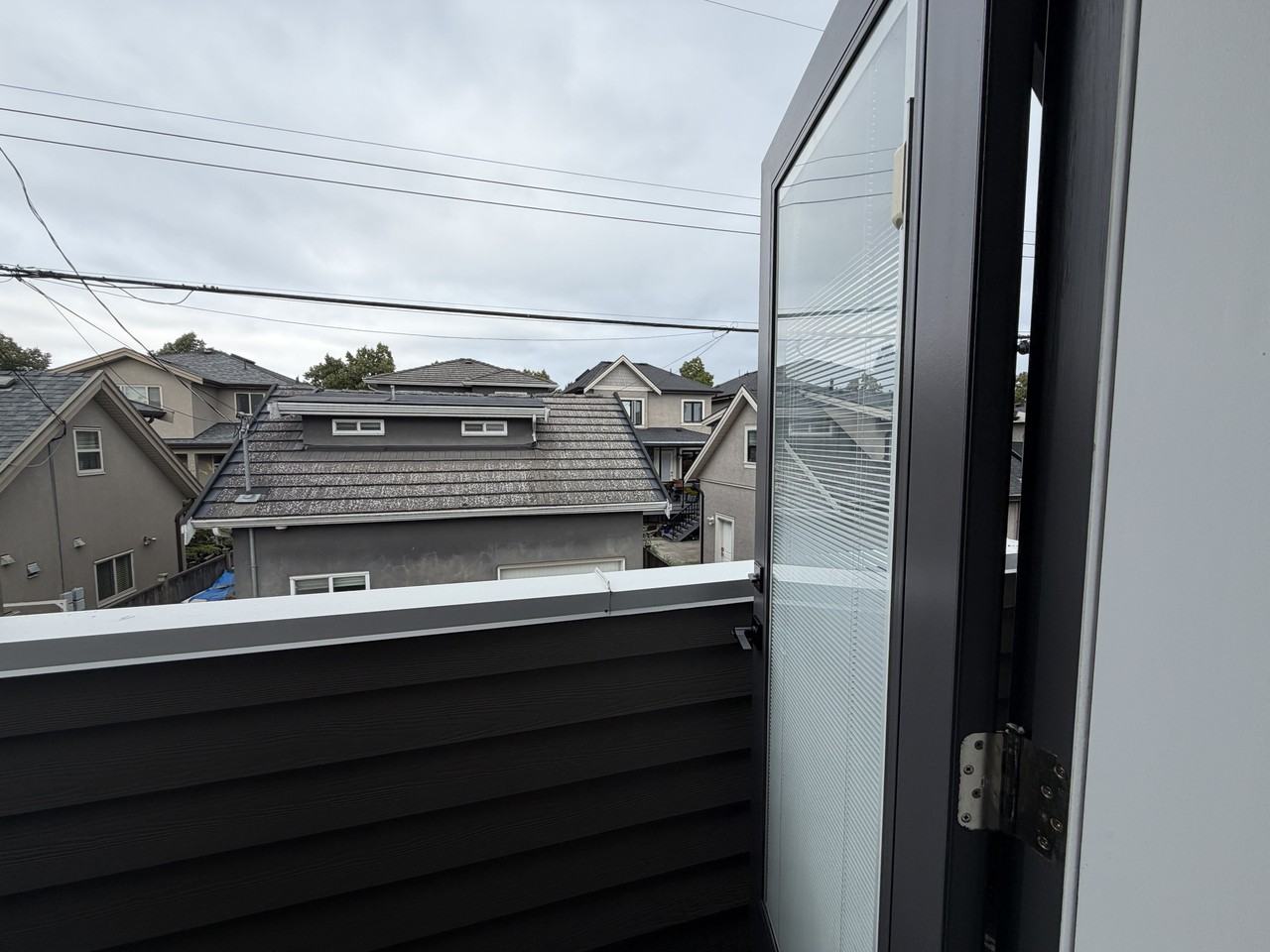 2127 East 46th Avenue - Photo 2 of 15