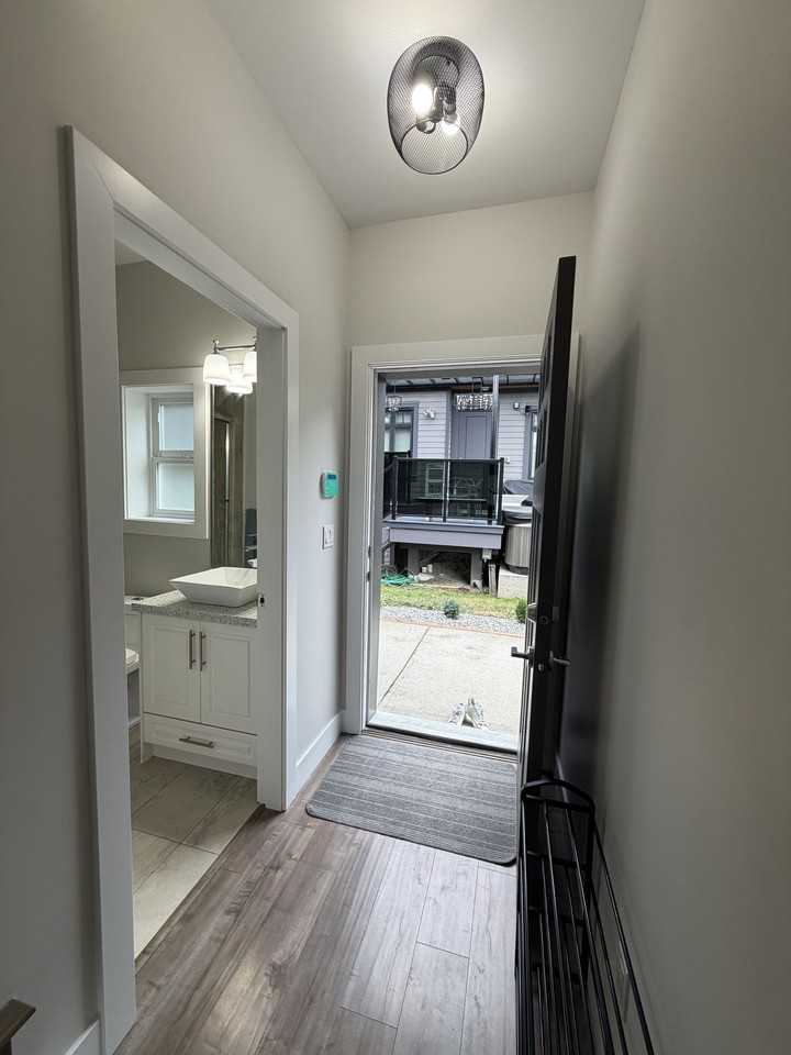 2127 East 46th Avenue - Photo 6 of 15