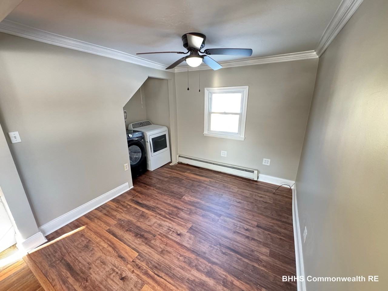 1547 Liberty St - Photo 3 of 13