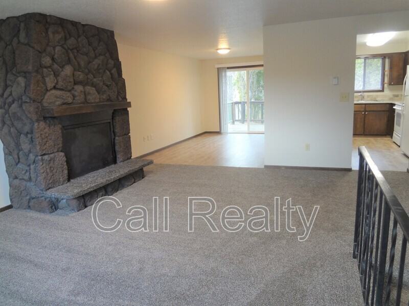 10905 E 33rd Ave - Photo 2 of 12