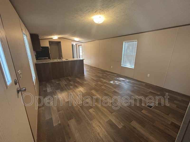 6308 Bay Point Dr #147 - Photo 3 of 10