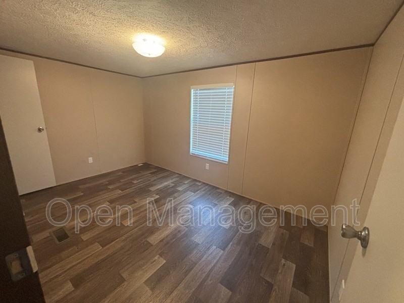 6308 Bay Point Dr #147 - Photo 6 of 10