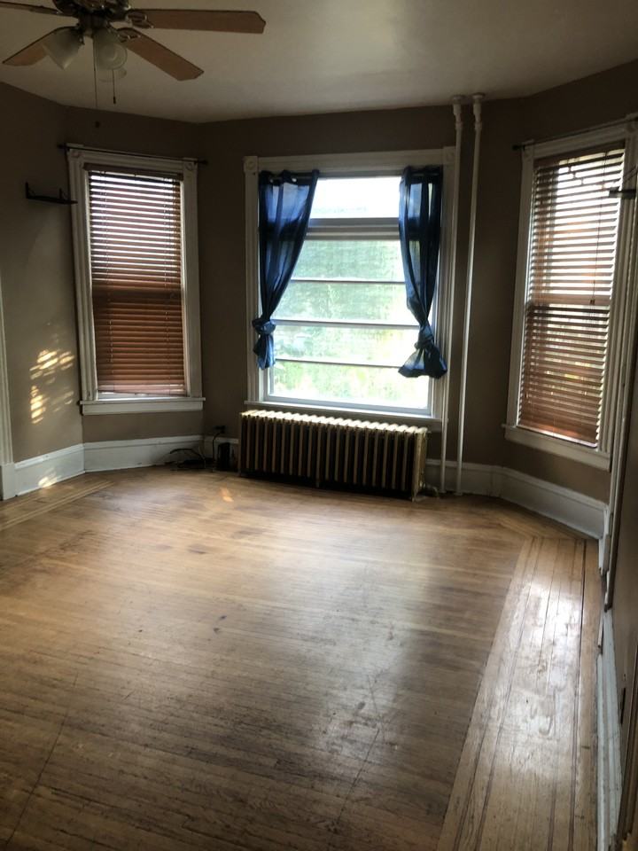 3140 Hennepin Avenue South #2 - Photo 3 of 12