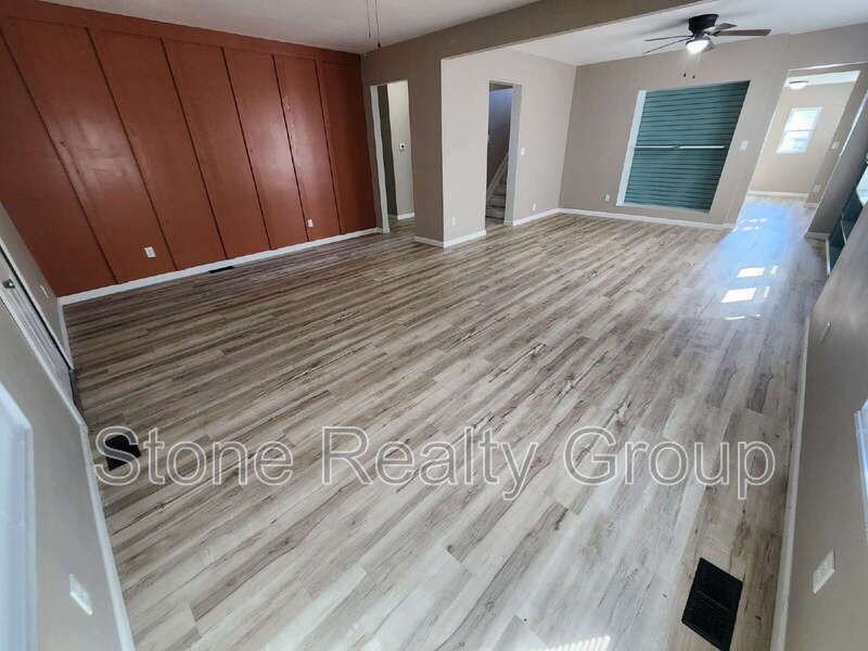 2225 N 11th St - Photo 2 of 14