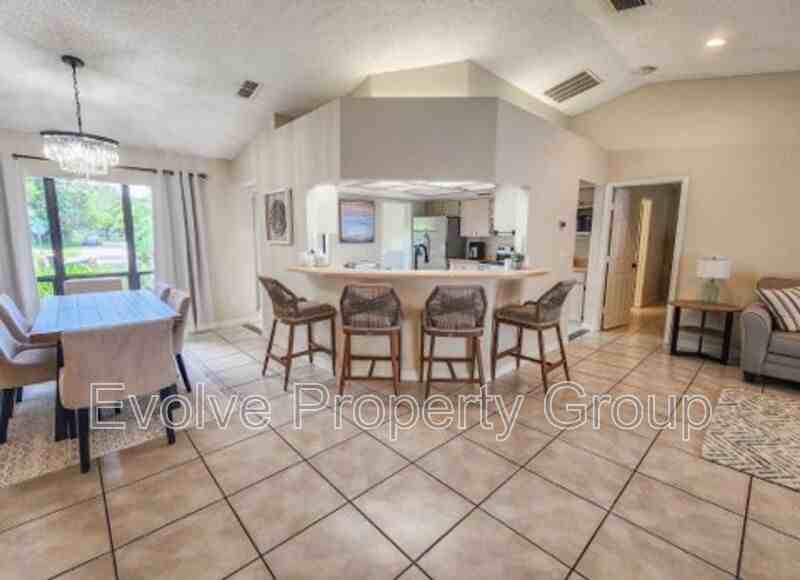 81 Parkview Dr - Photo 5 of 19