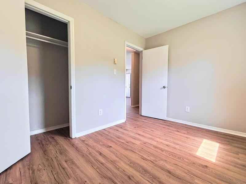 4437 Layola Ave - Photo 6 of 10