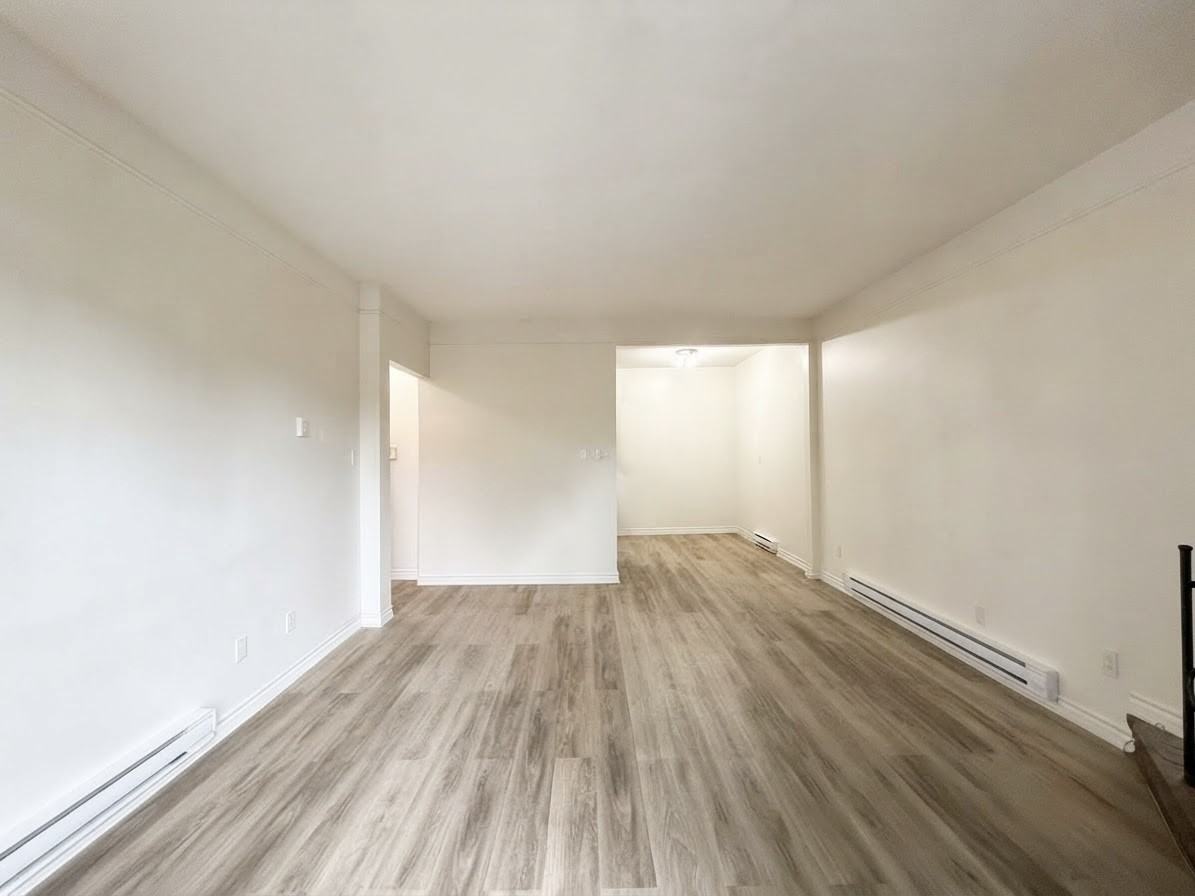 73 Roncesvalles Ave #2 - Photo 2 of 23