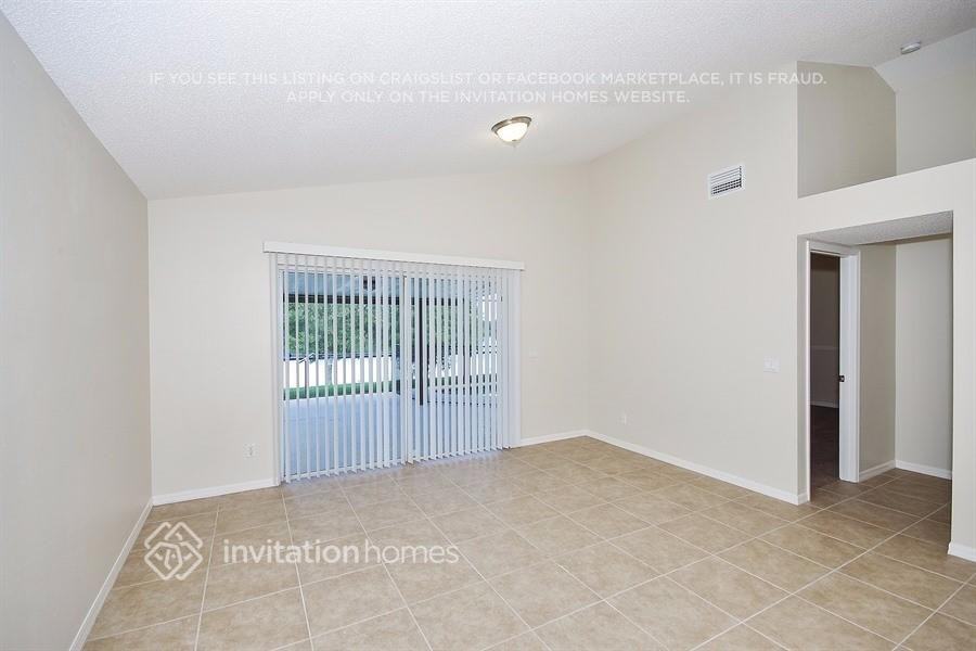 8354 Fort Clinch Ave - Photo 4 of 21