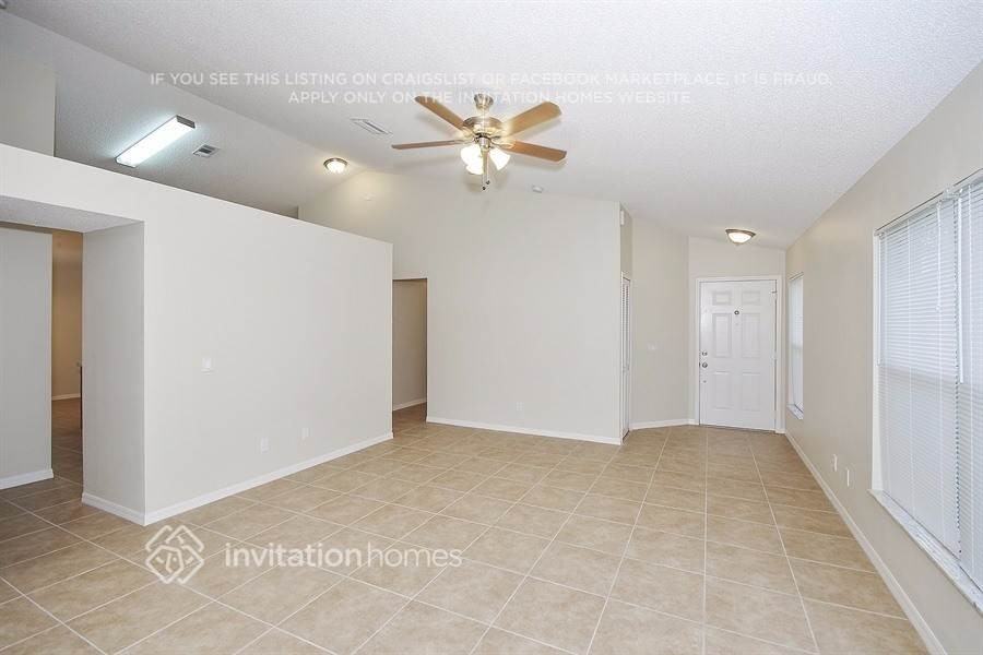 8354 Fort Clinch Ave - Photo 5 of 21
