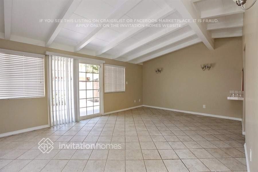 8421 Flallon Ave - Photo 7 of 19